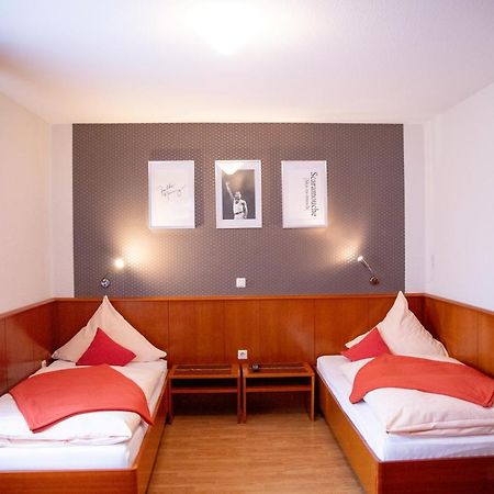 Kleines Hotel Westhus Doerpen Exterior photo